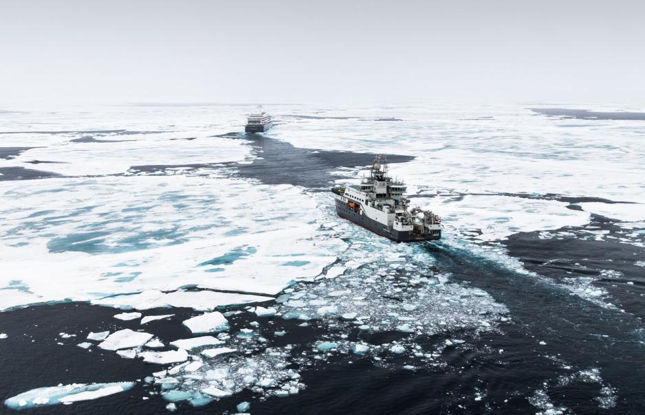 Research Vessel Kronprins Haakon and Cruise Ship Le Commandant Charcot